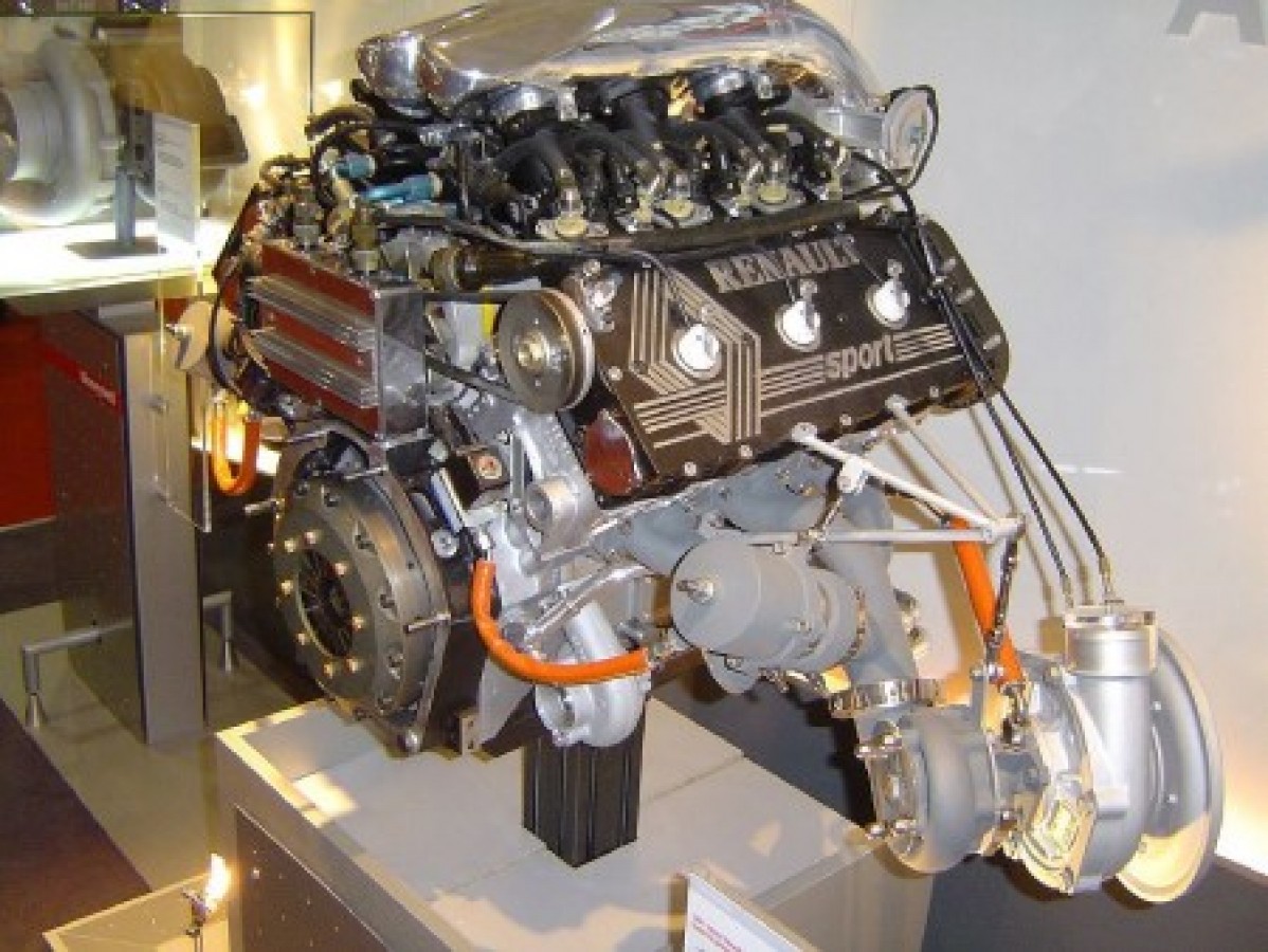 V6 PRV мотор