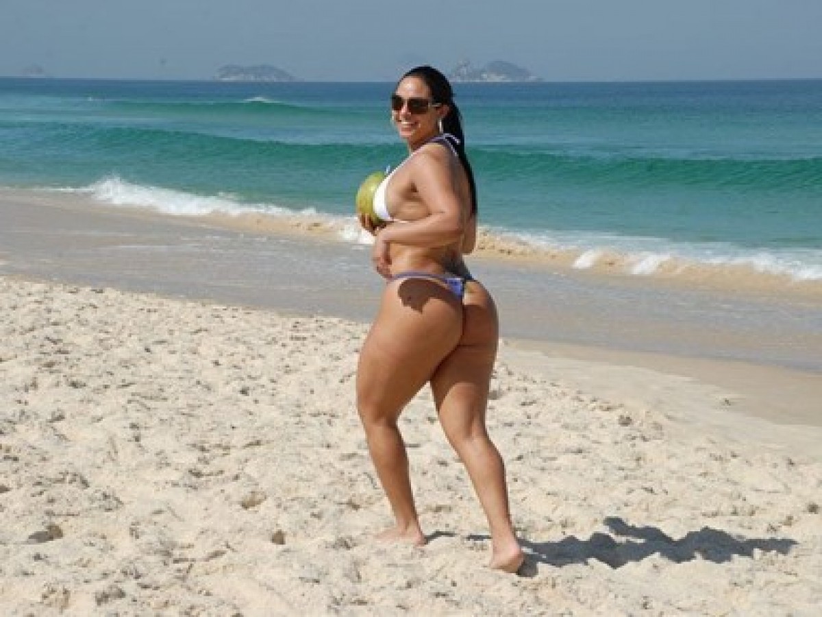 Andressa Soares Videos